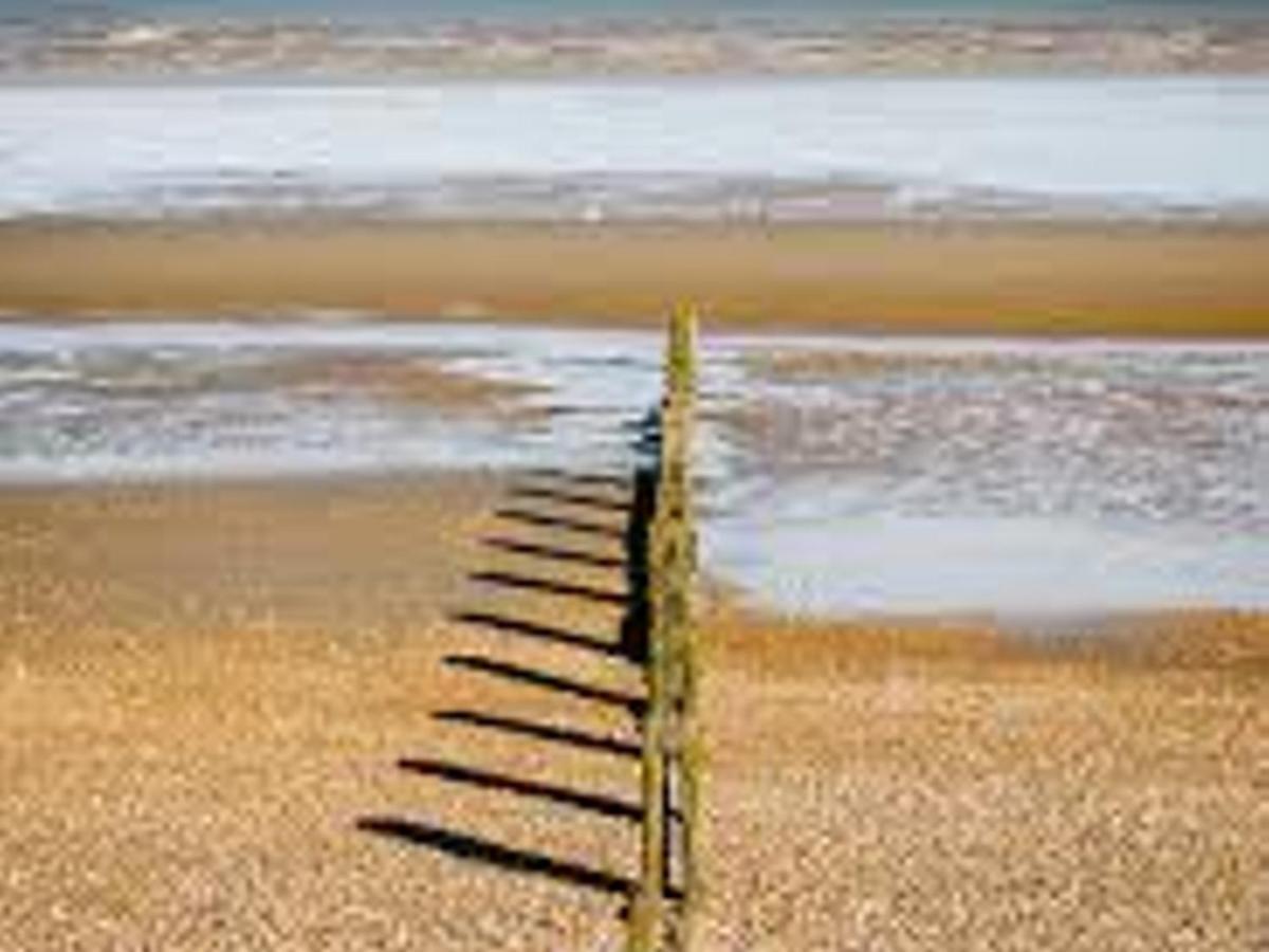 Pass The Keys Fabulous Beach Front Holiday Location Lydd Zewnętrze zdjęcie