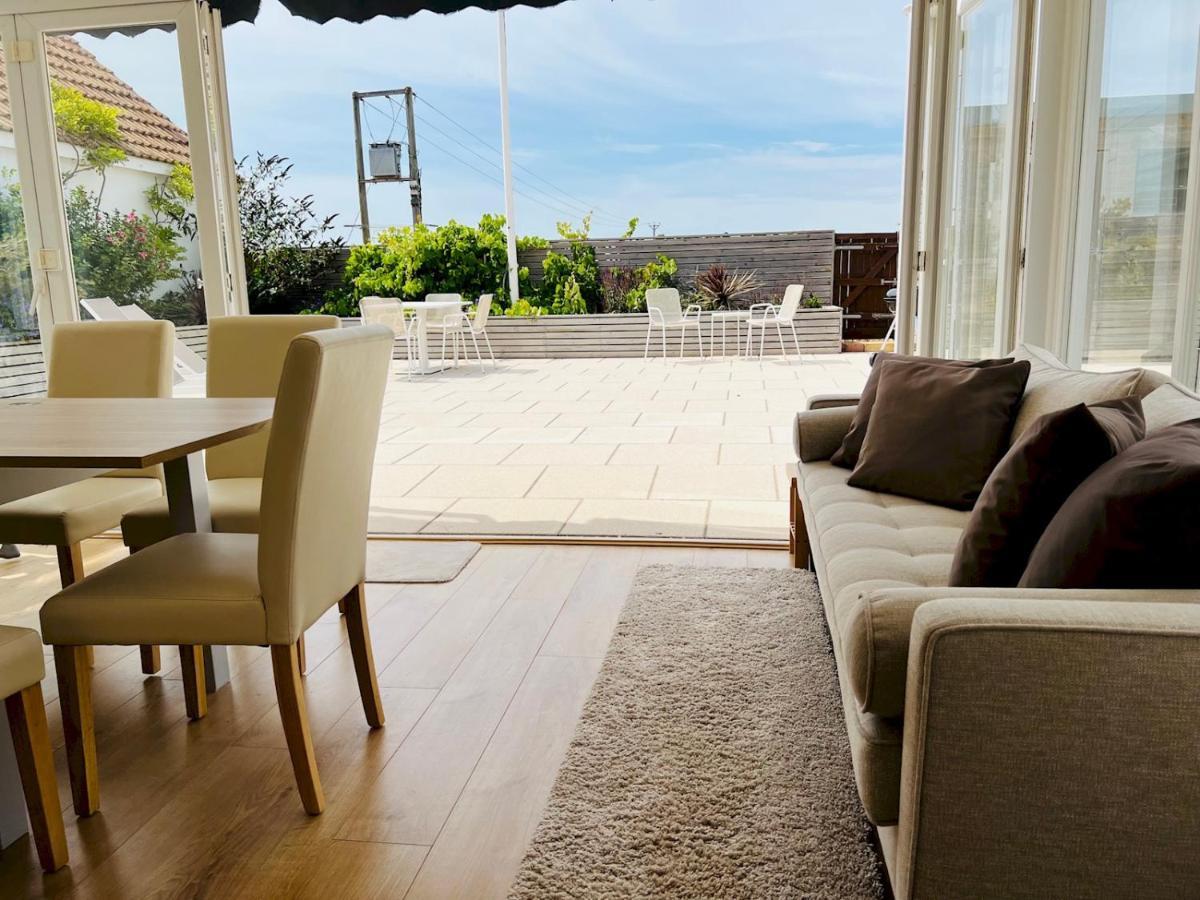 Pass The Keys Fabulous Beach Front Holiday Location Lydd Zewnętrze zdjęcie