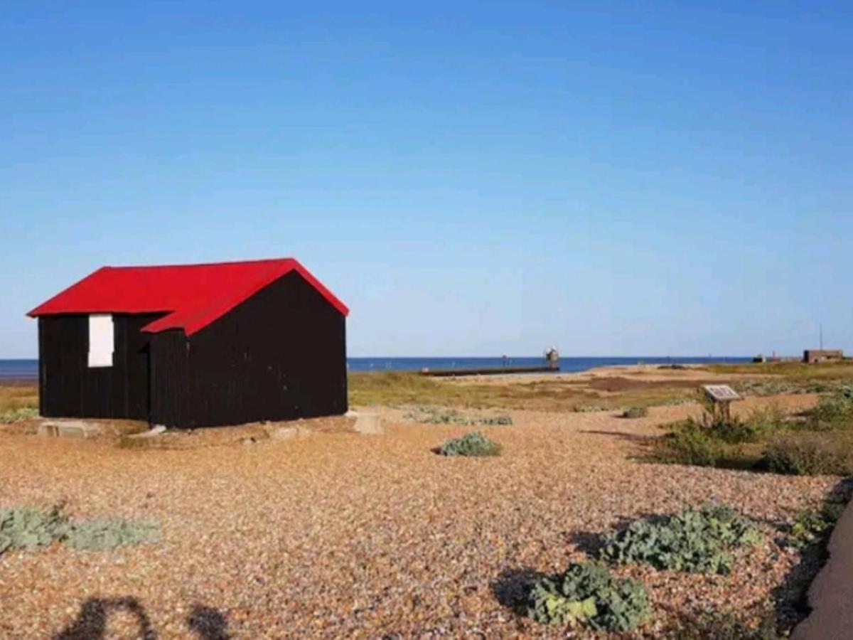 Pass The Keys Fabulous Beach Front Holiday Location Lydd Zewnętrze zdjęcie